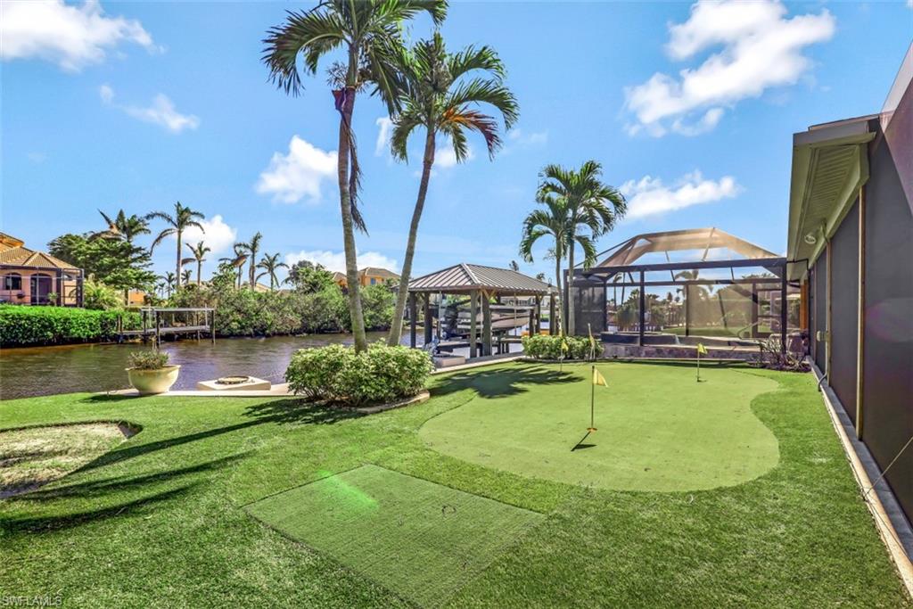 IMPERIAL SHORES - Residential