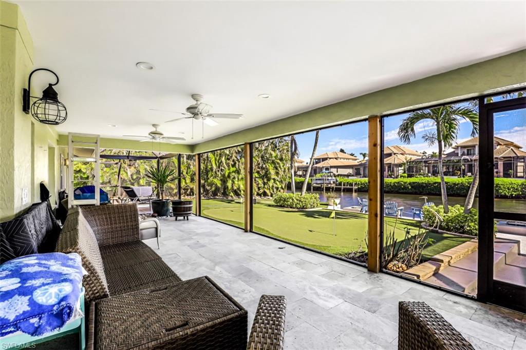 IMPERIAL SHORES - Residential