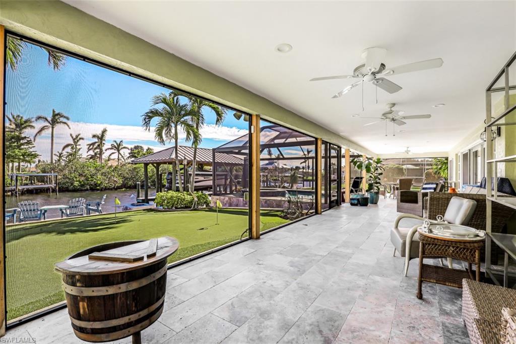 IMPERIAL SHORES - Residential