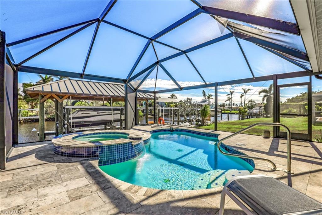 IMPERIAL SHORES - Residential