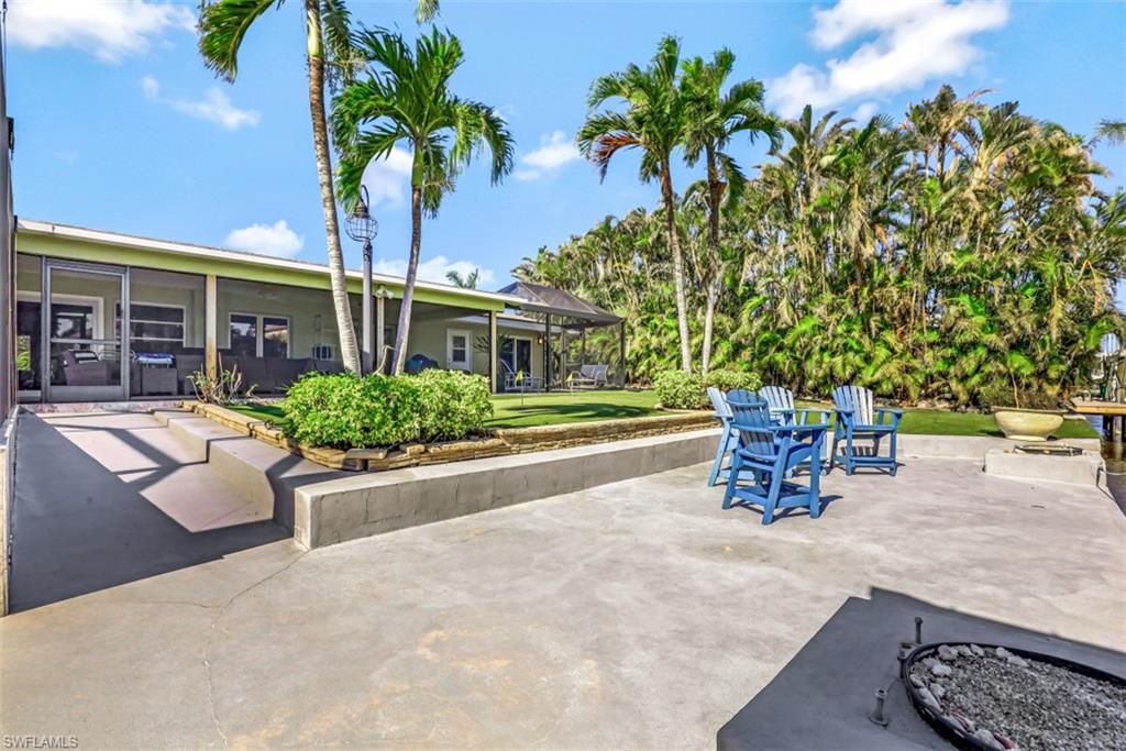 IMPERIAL SHORES - Residential