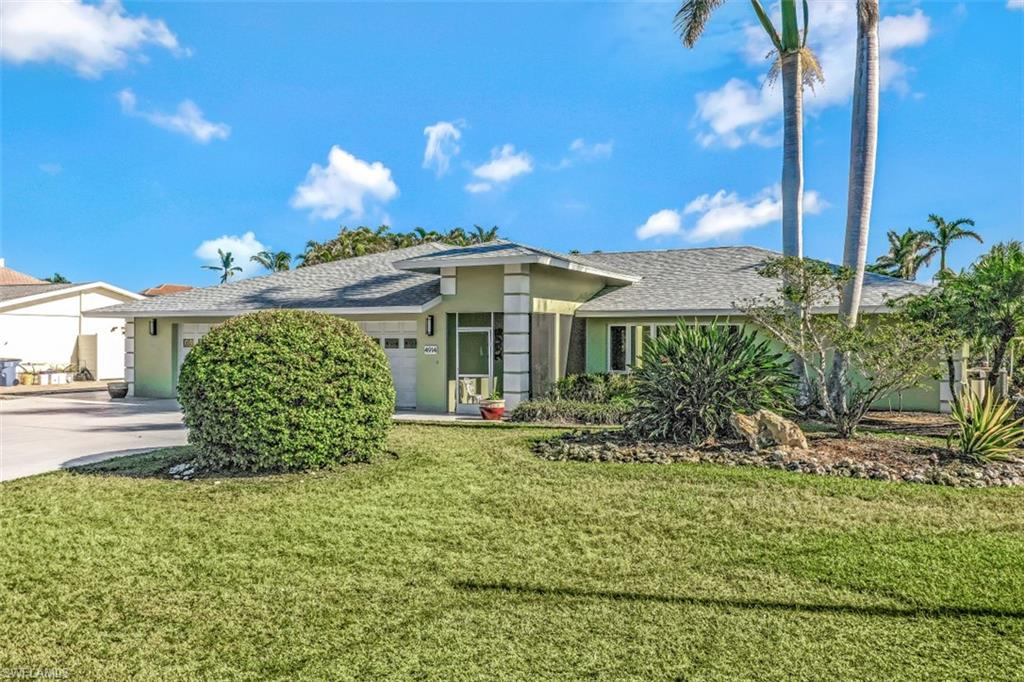 IMPERIAL SHORES - Residential