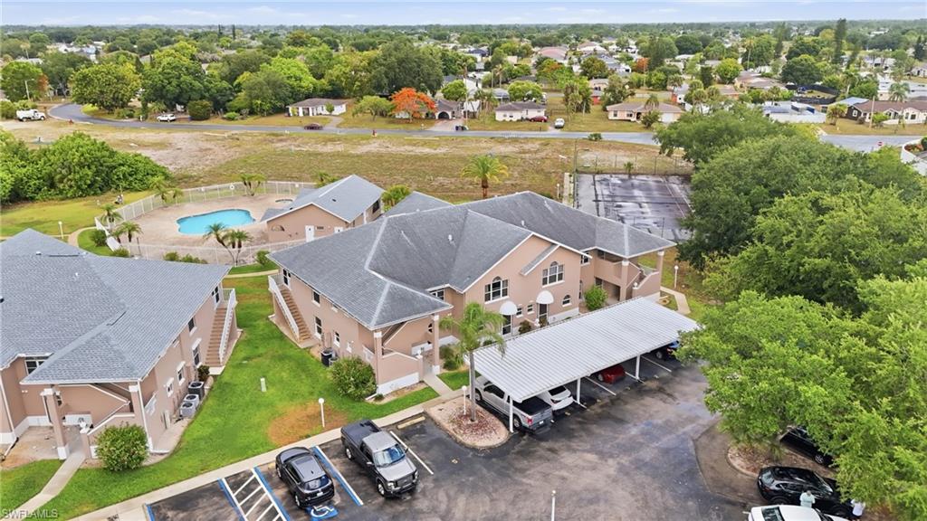 SUNSET LAKE CONDO - Residential