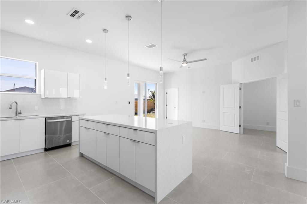 ISLAND OF HAPPINESS - Residential