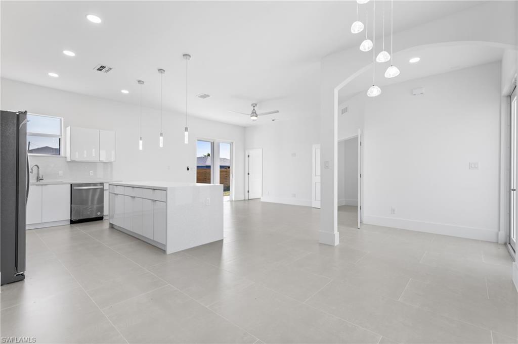 ISLAND OF HAPPINESS - Residential