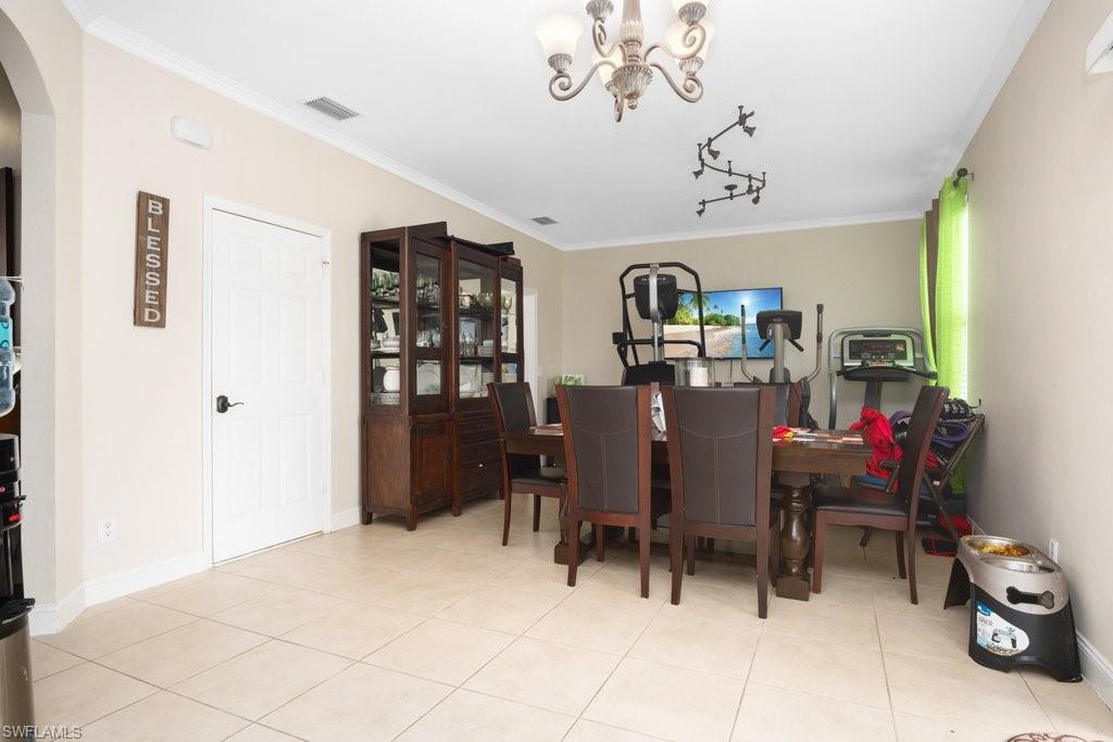 PROMENADE EAST - Residential