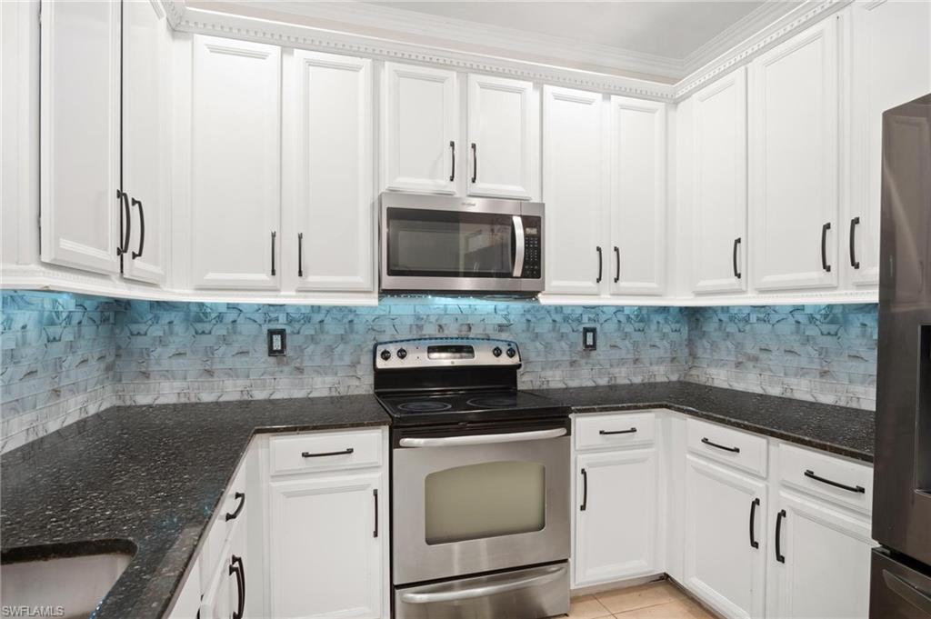 PROMENADE EAST - Residential