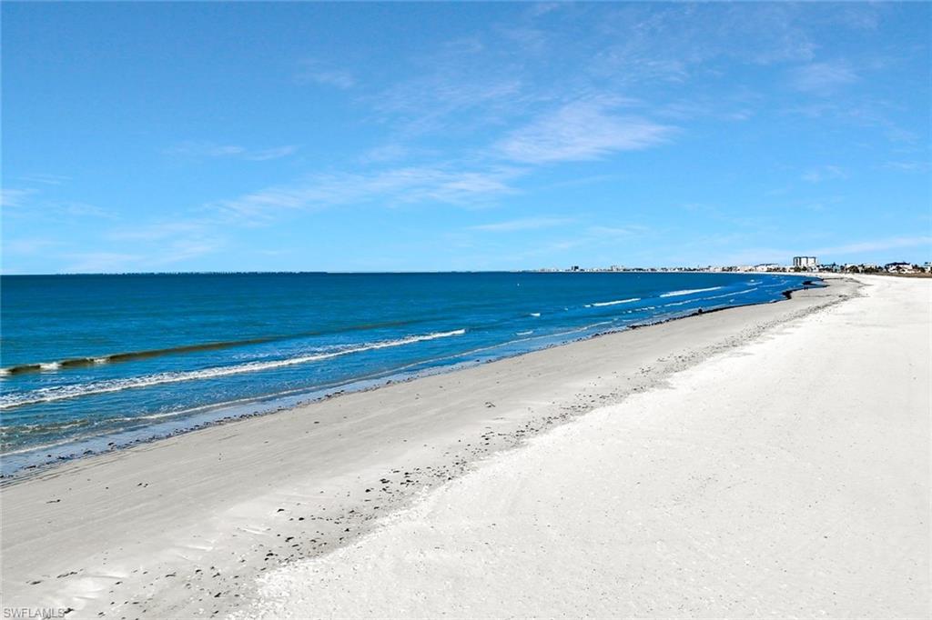 GULLWING BEACH RESORT - Residential