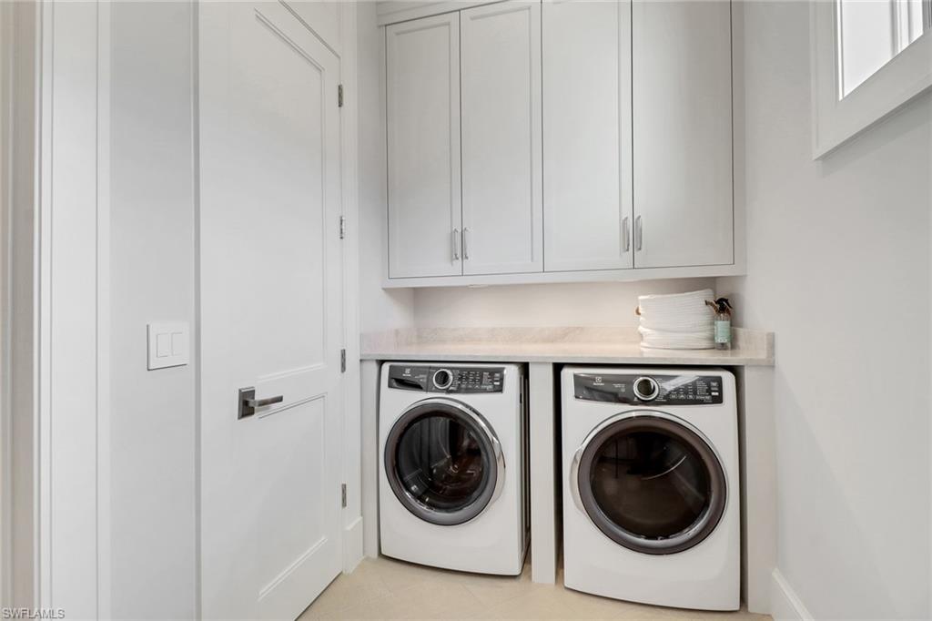 MOORINGS - Residential