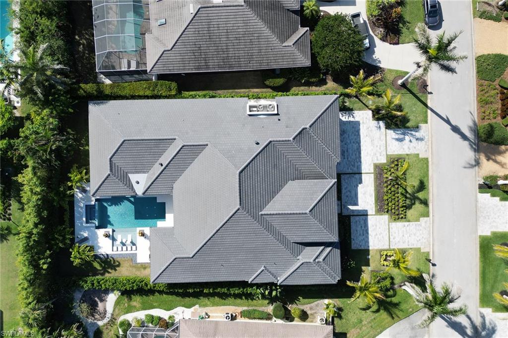 MOORINGS - Residential