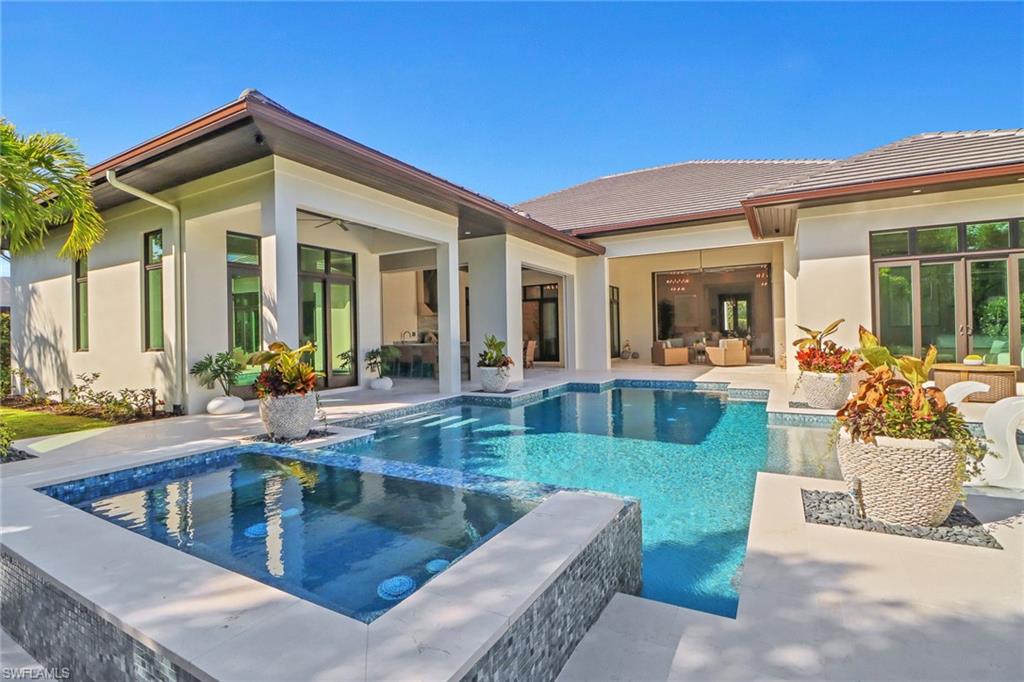 MOORINGS - Residential