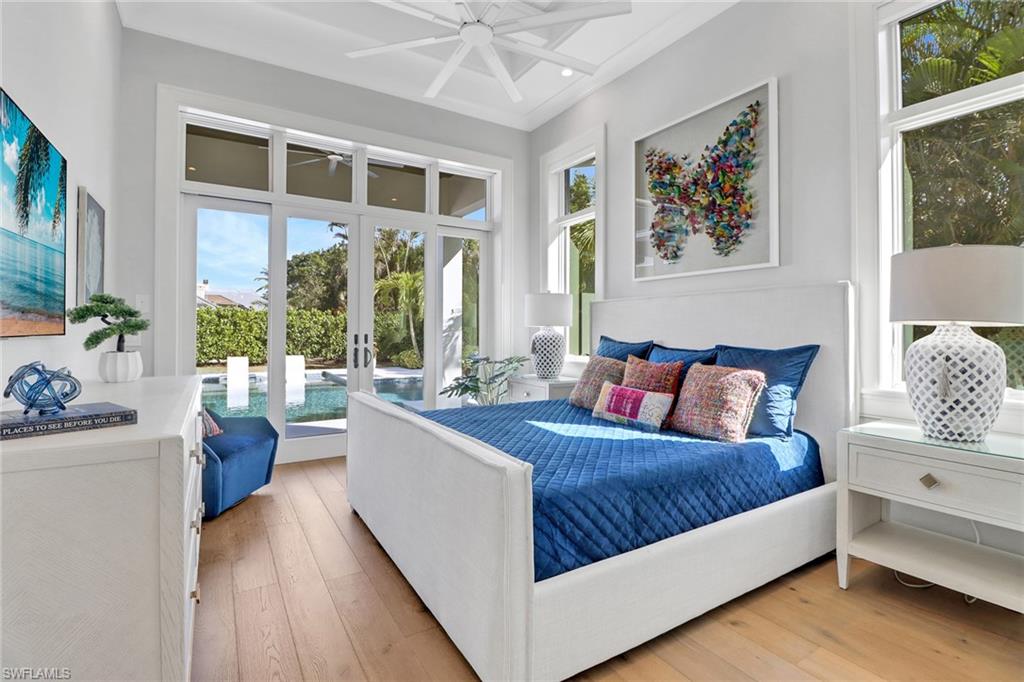 MOORINGS - Residential