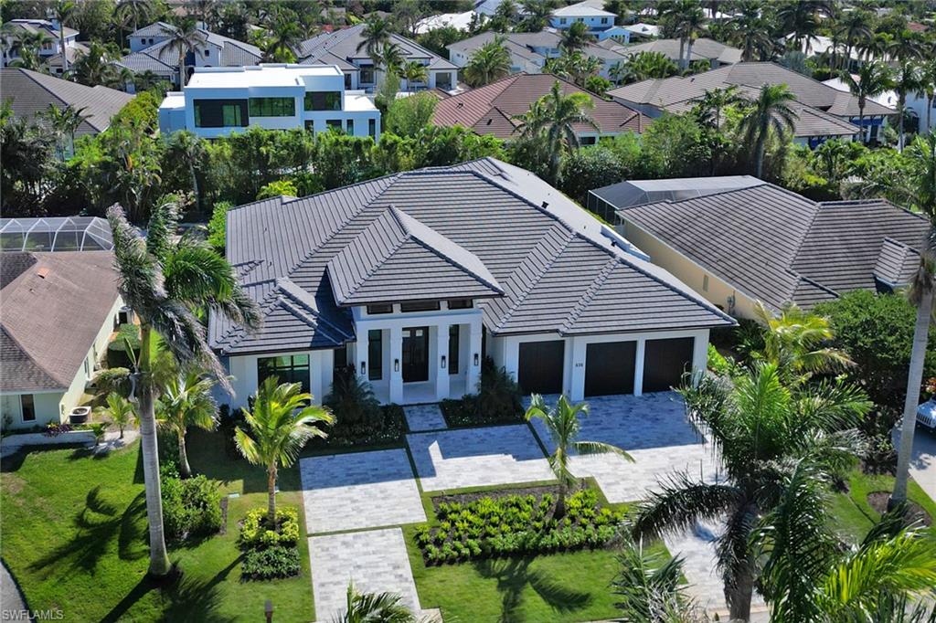 MOORINGS - Residential