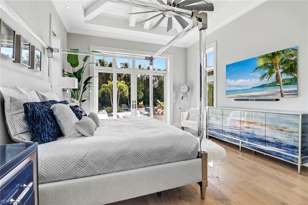 MOORINGS - Residential