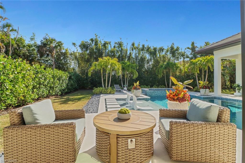 MOORINGS - Residential