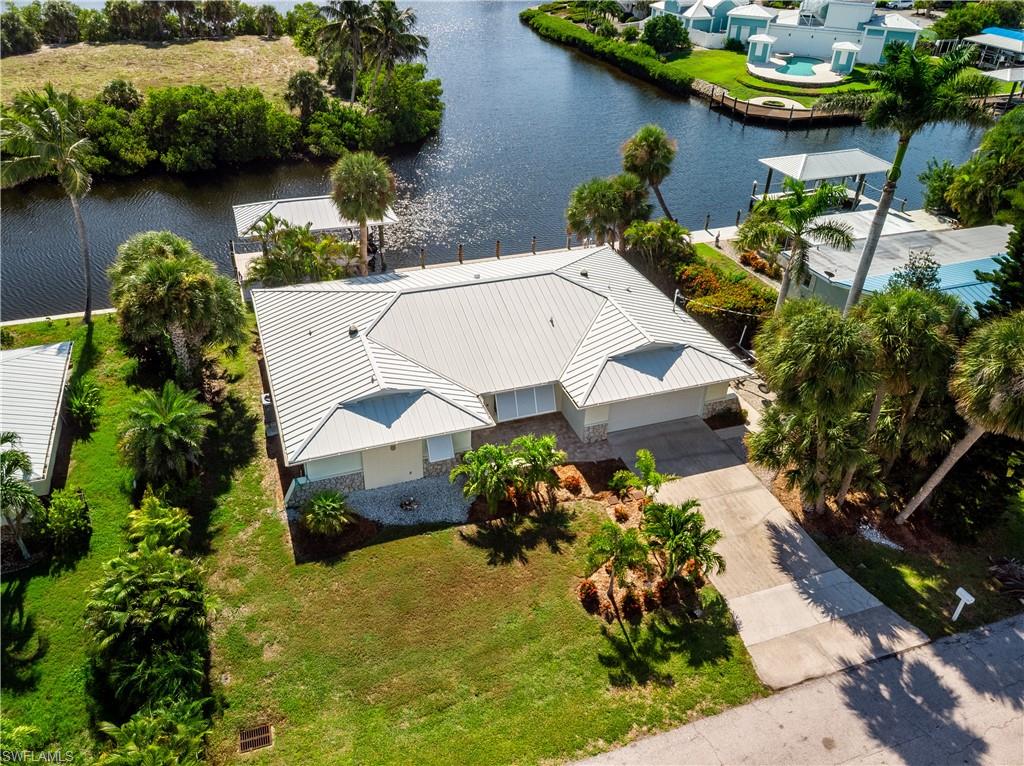 KNIGHTS BOKEELIA ISLE - Residential