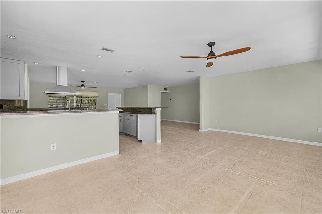 KNIGHTS BOKEELIA ISLE - Residential