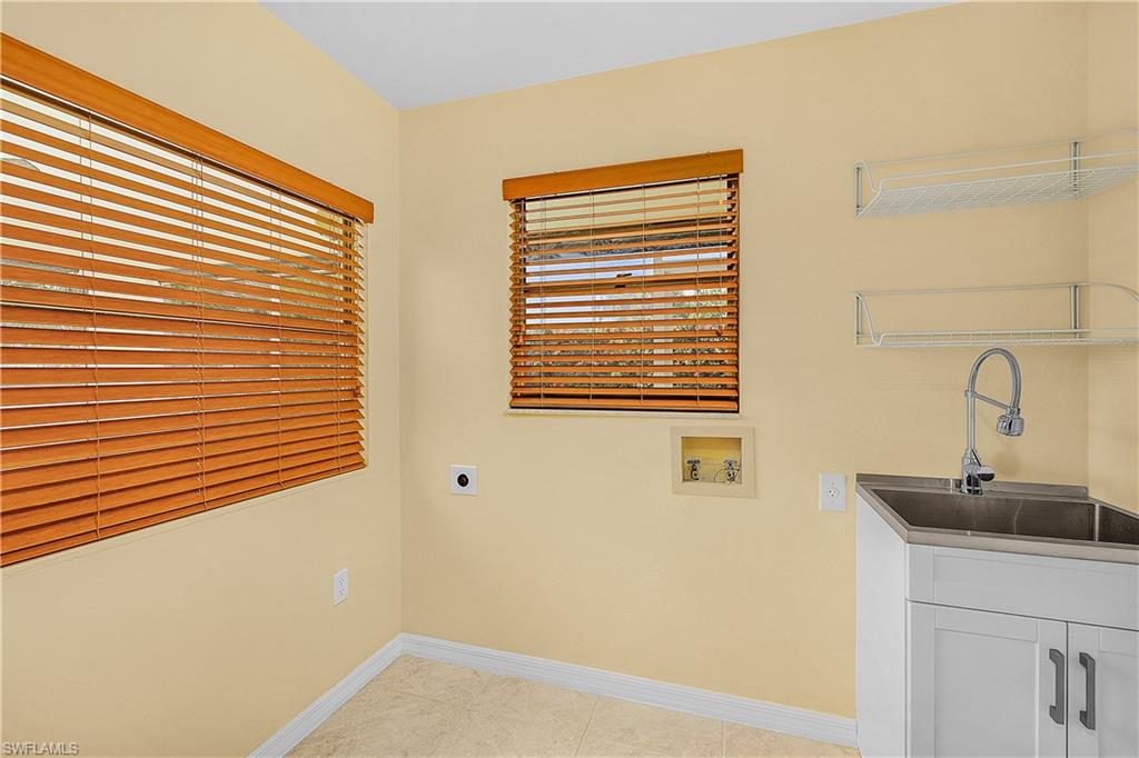 KNIGHTS BOKEELIA ISLE - Residential