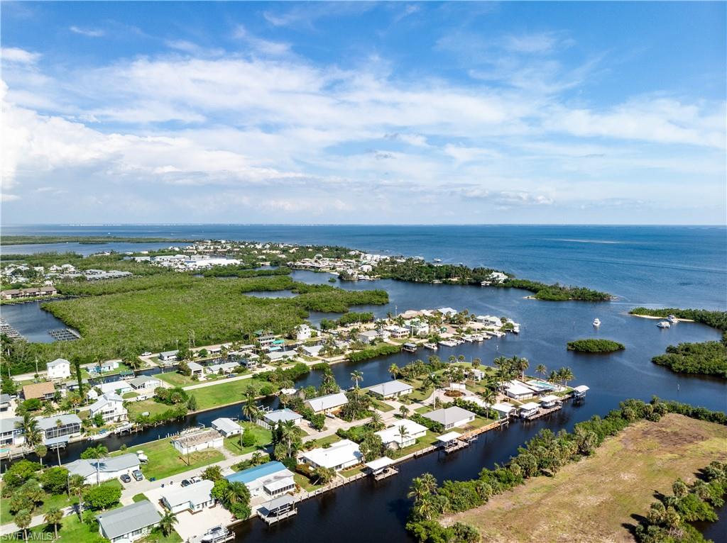 KNIGHTS BOKEELIA ISLE - Residential
