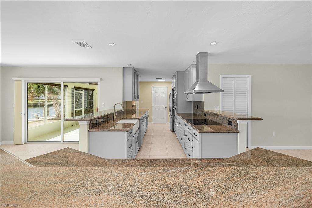 KNIGHTS BOKEELIA ISLE - Residential