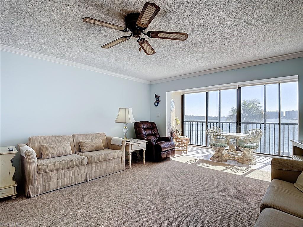 WINDWARD POINT CONDO - Residential