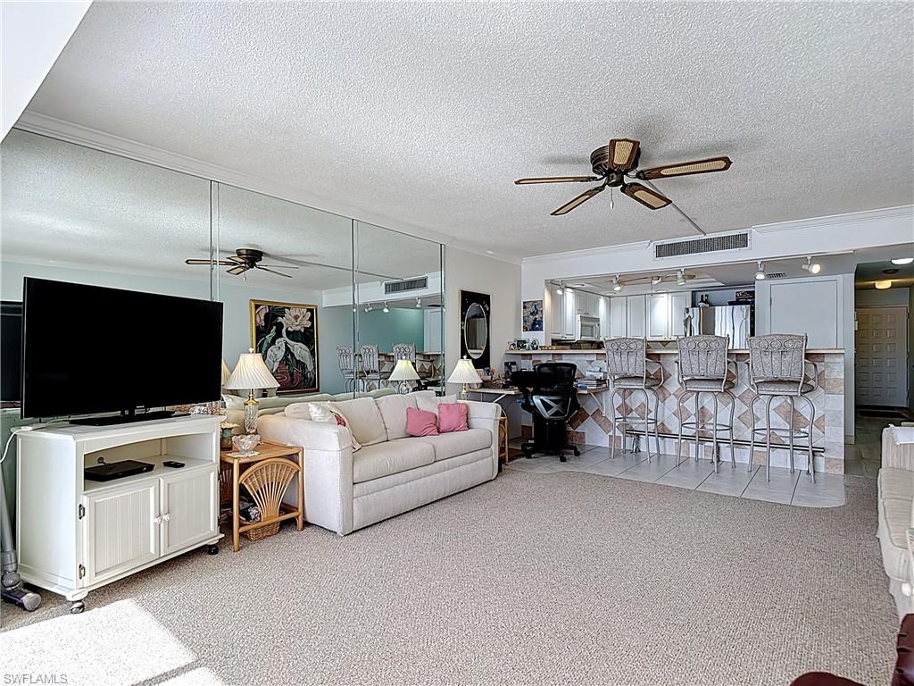 WINDWARD POINT CONDO - Residential