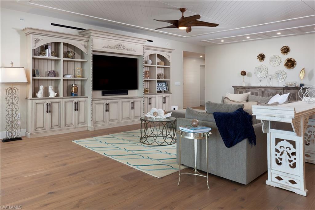 KALEA BAY - Residential