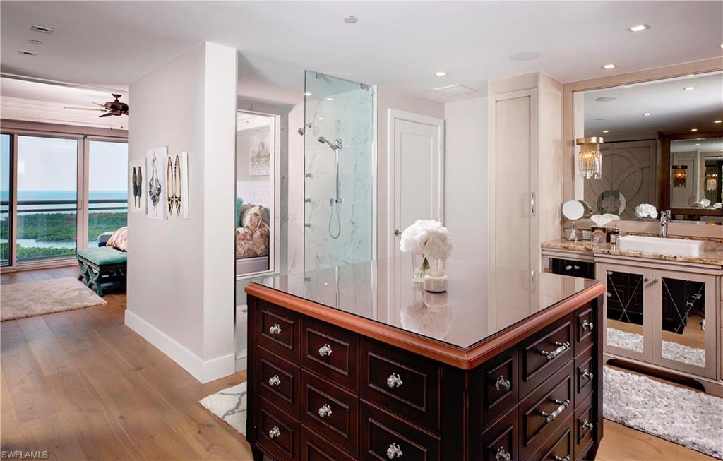 KALEA BAY - Residential