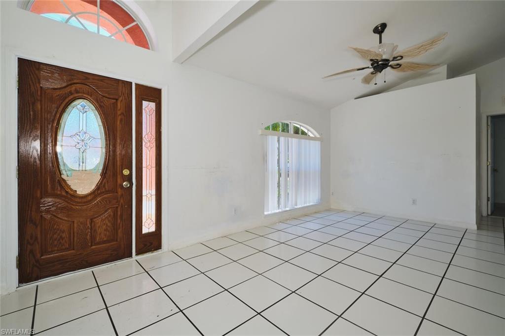 CAPE CORAL - Residential