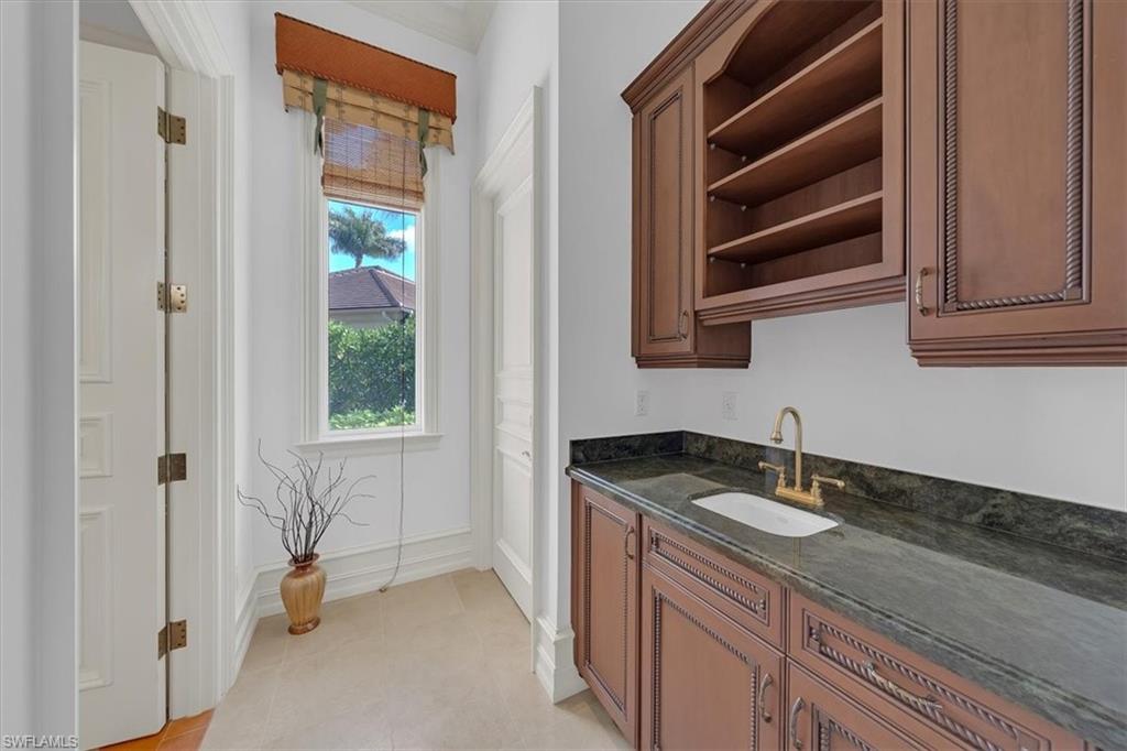 ISLE ROYALE - Residential