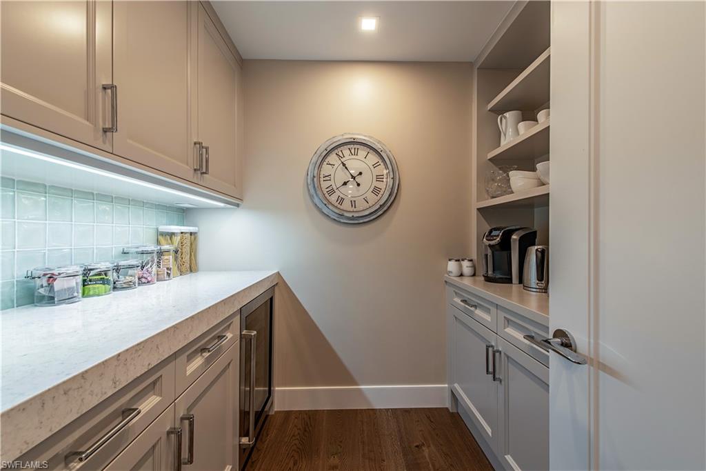 KALEA BAY TOWER 100 - Residential