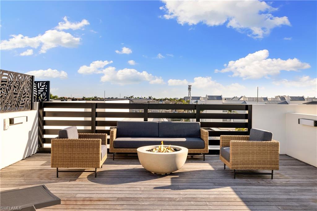 STELLA NAPLES - Residential