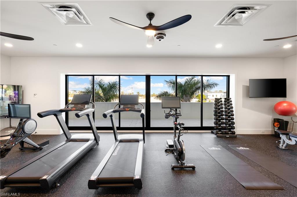 STELLA NAPLES - Residential