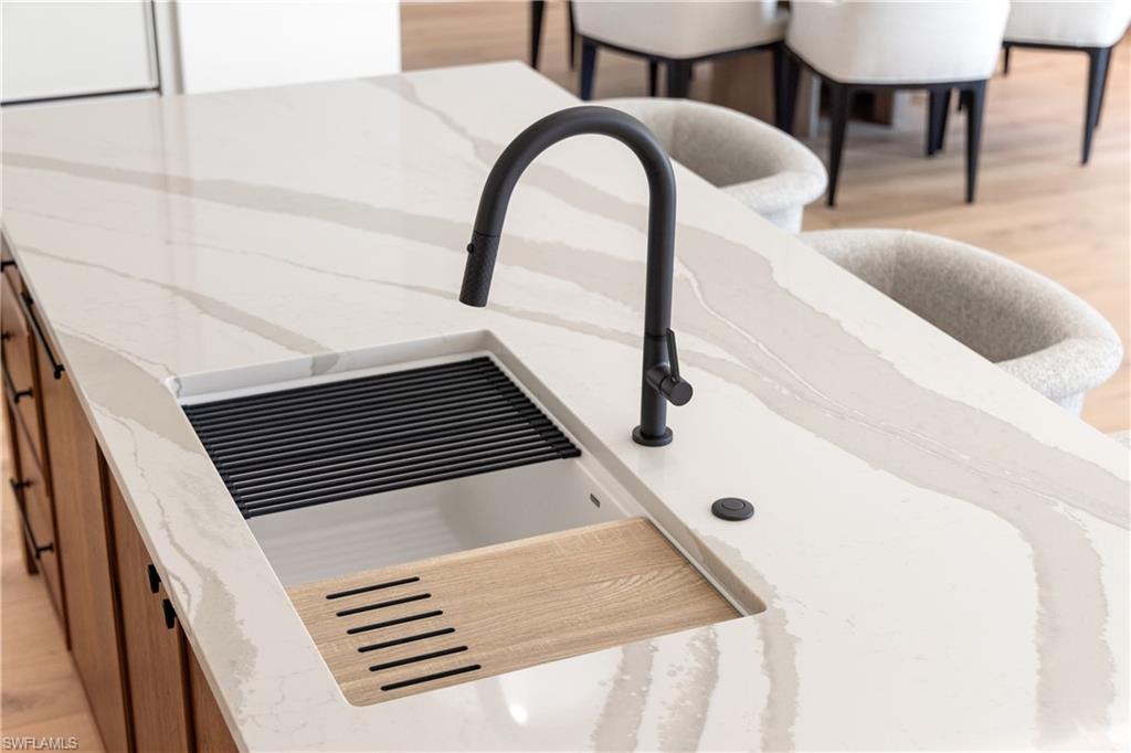 STELLA NAPLES - Residential