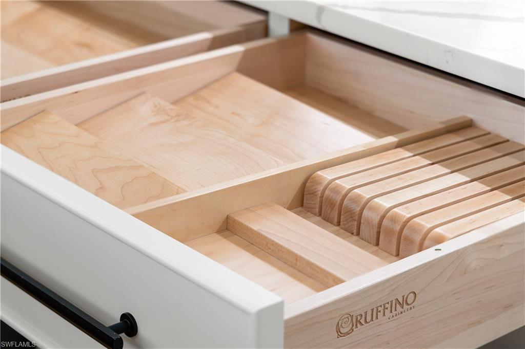 STELLA NAPLES - Residential