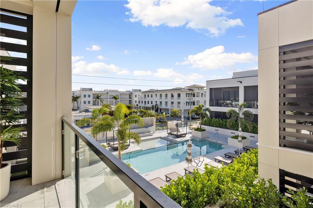 STELLA NAPLES - Residential