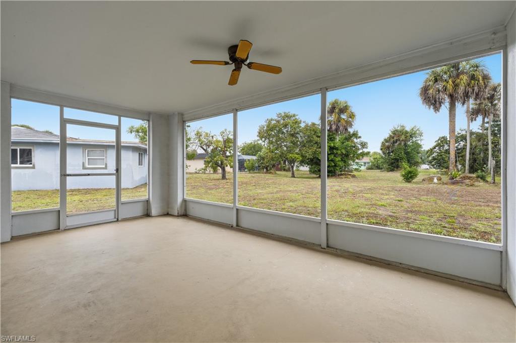 WILLOW LAKE - Residential