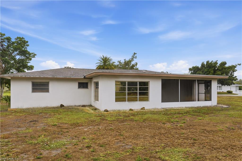 WILLOW LAKE - Residential