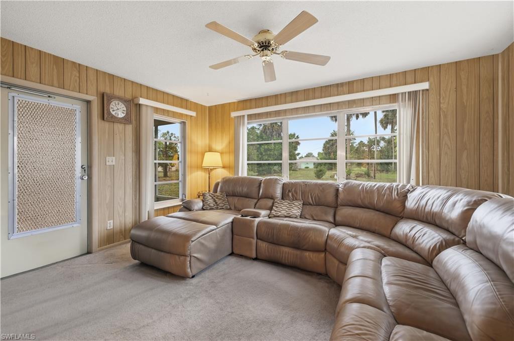 WILLOW LAKE - Residential