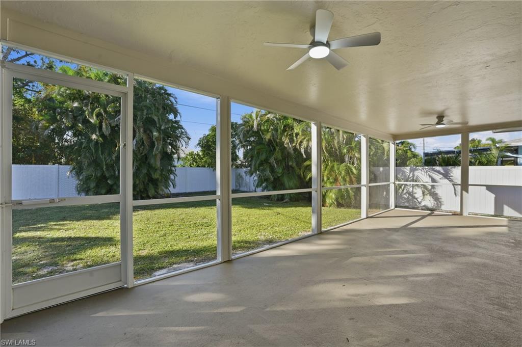 NAPLES PARK - Residential