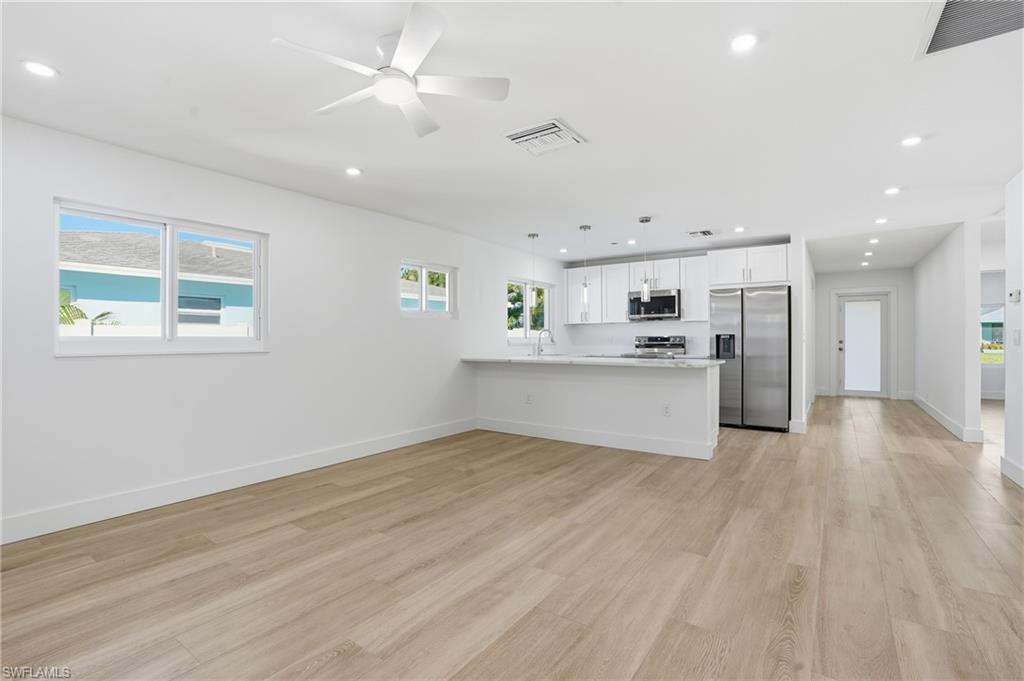 NAPLES PARK - Residential