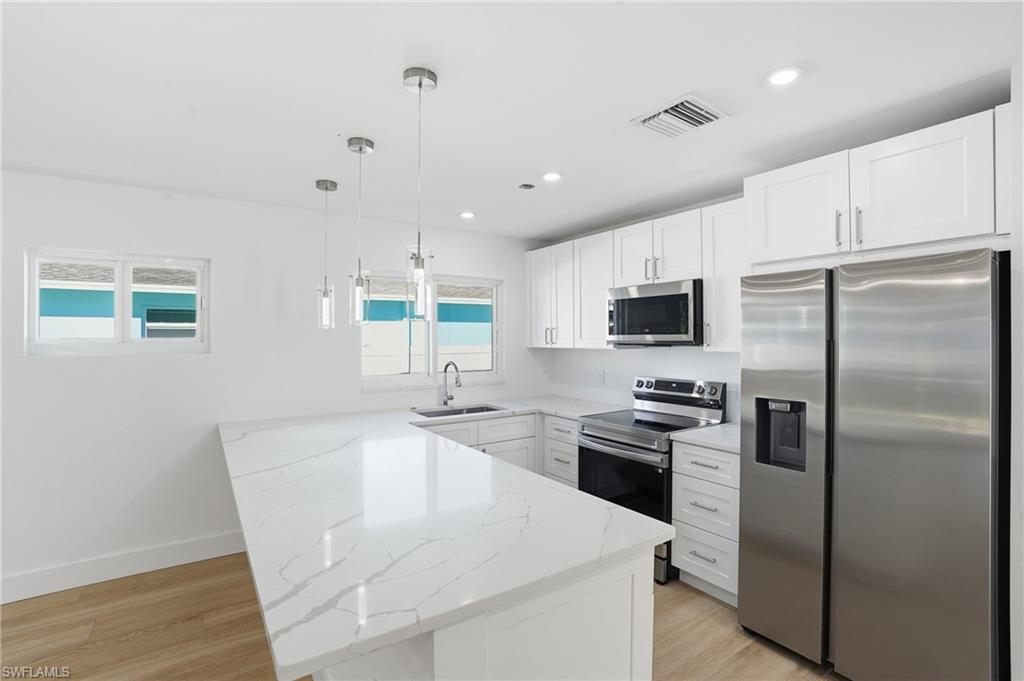 NAPLES PARK - Residential