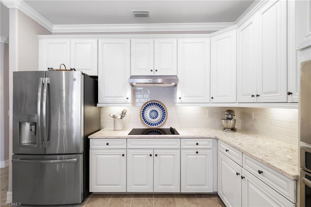 BONITA NATIONAL GOLF AND COUNTRY CLUB - Residential