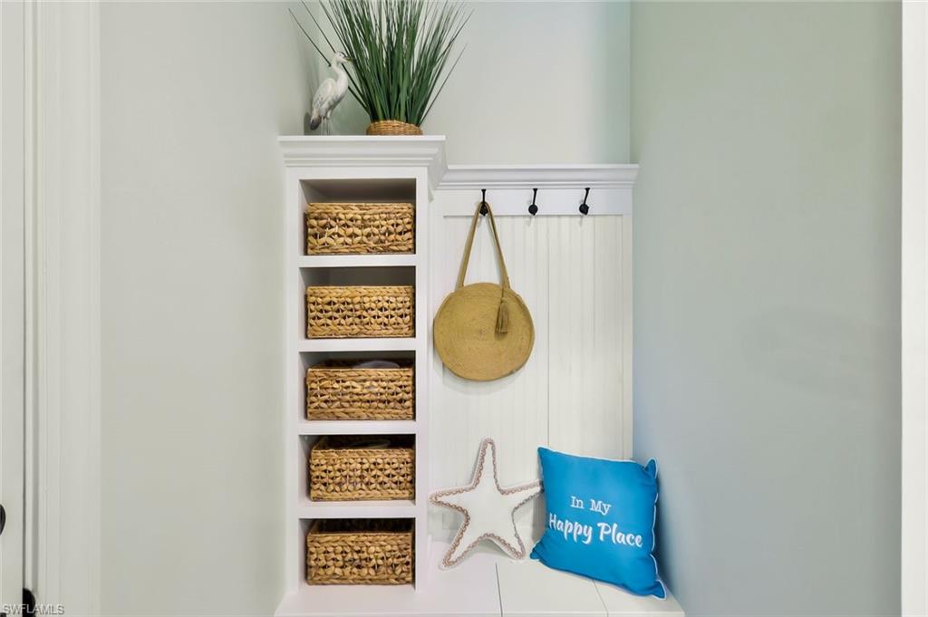 ESPLANADE LAKE CLUB - Residential