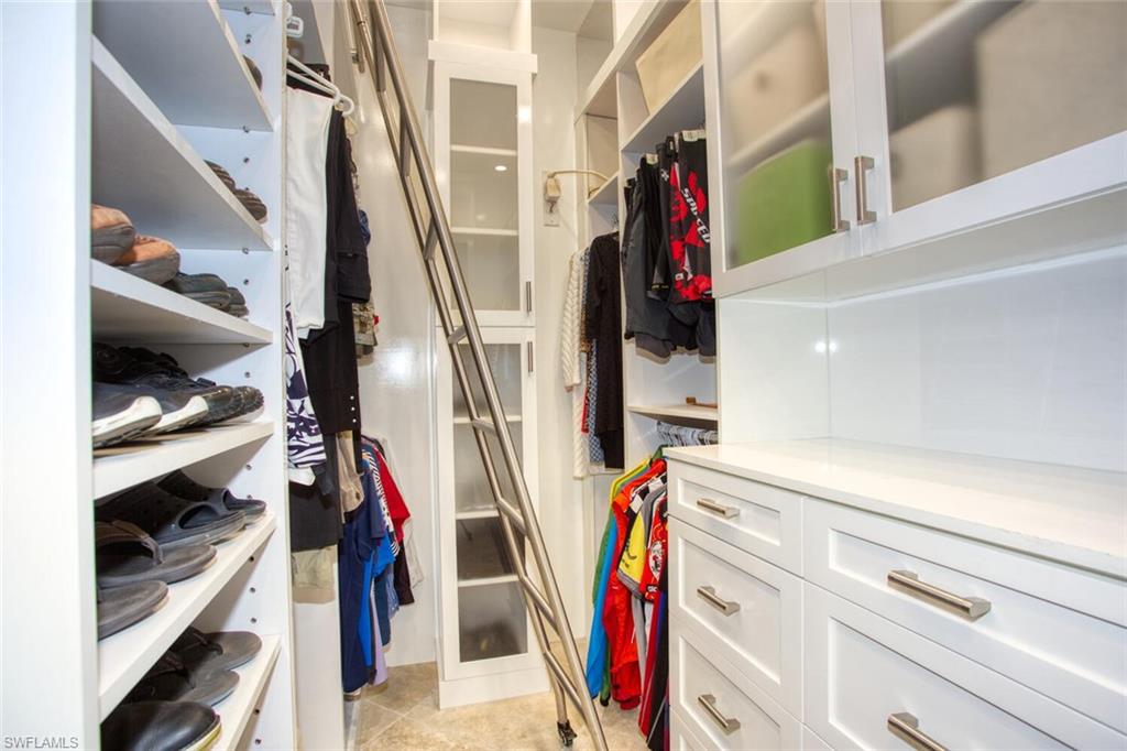 HERITAGE PALMS ESTATES - Residential