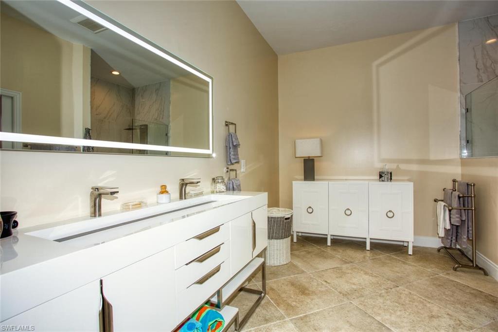 HERITAGE PALMS ESTATES - Residential