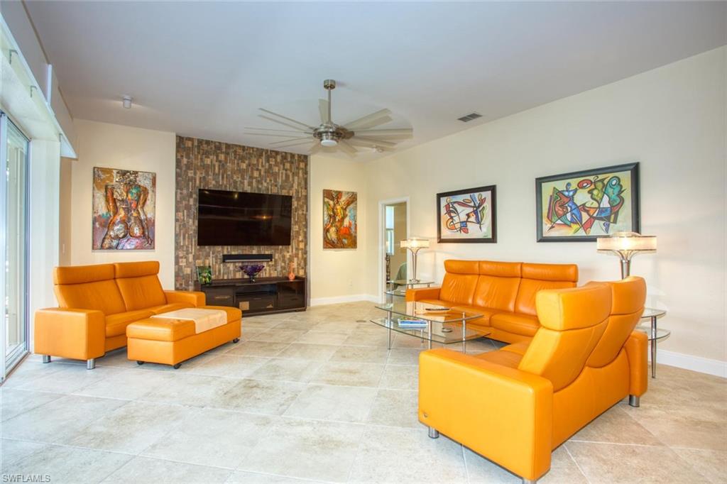 HERITAGE PALMS ESTATES - Residential