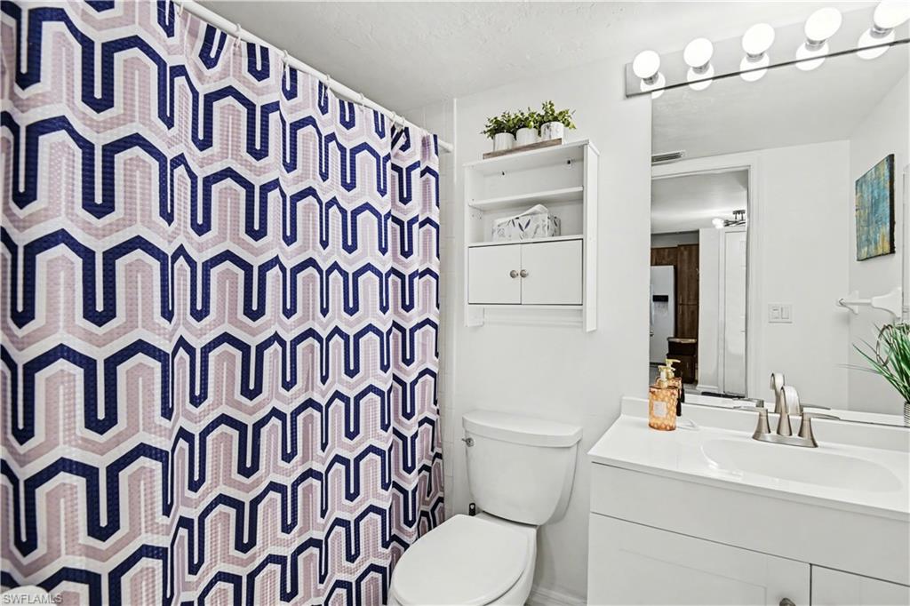 SUMMERLIN TRACE CONDO - Residential