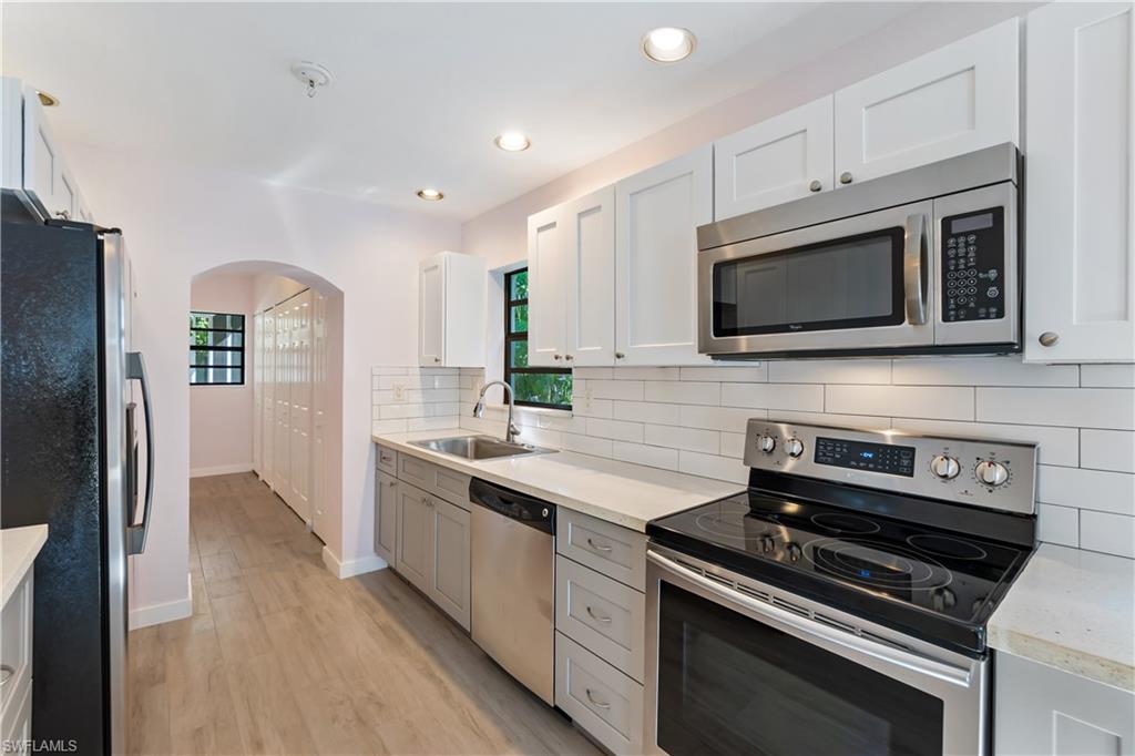 BAYVIEW PARK - Residential Lease