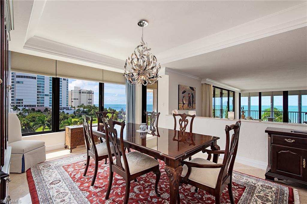 PARK PLAZA - Residential